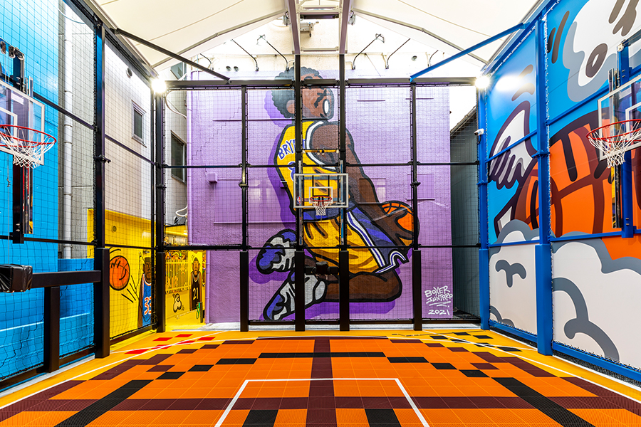 アートを楽しみながらバスケット